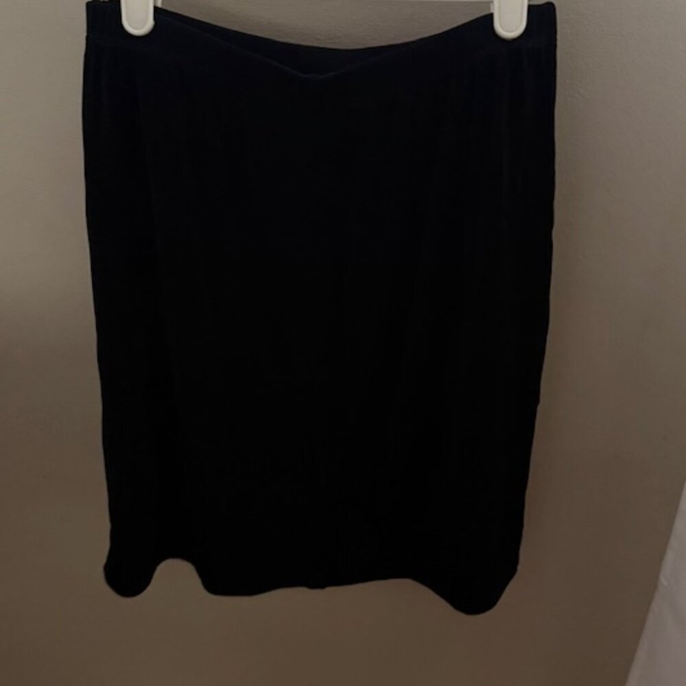 BCBG MaxAzria black skirt, S
